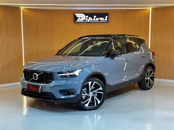 VOLVO XC40 1.5 T5 RECHARGE R-DESIGN GEARTRONIC